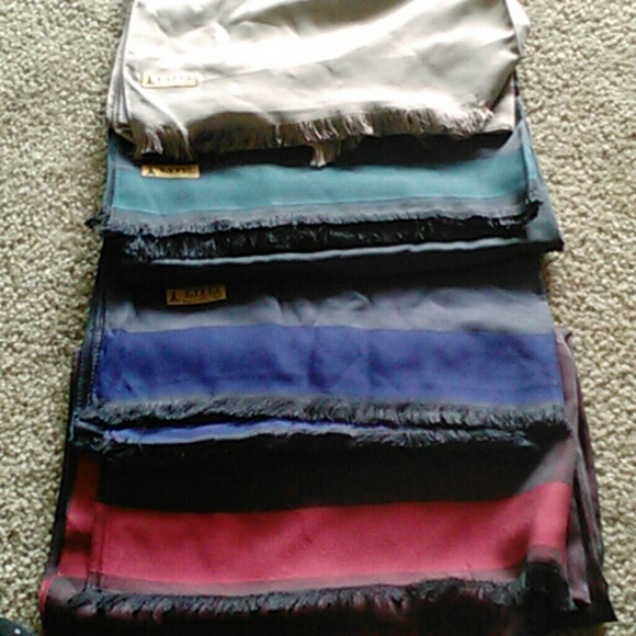 Scarf please read description