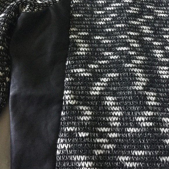 Sweater - Picture 2 of 3