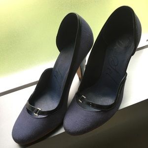 Diesel Pumps in Navy/Violet