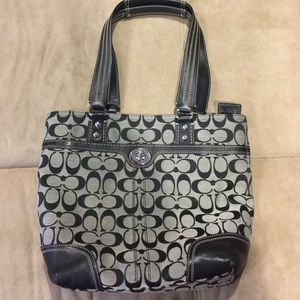 Like new Coach bag