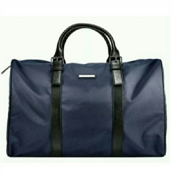 Michael Kors Weekender Duffle Bag - Picture 2 of 4
