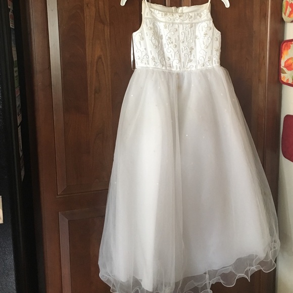 Dress - Picture 1 of 2