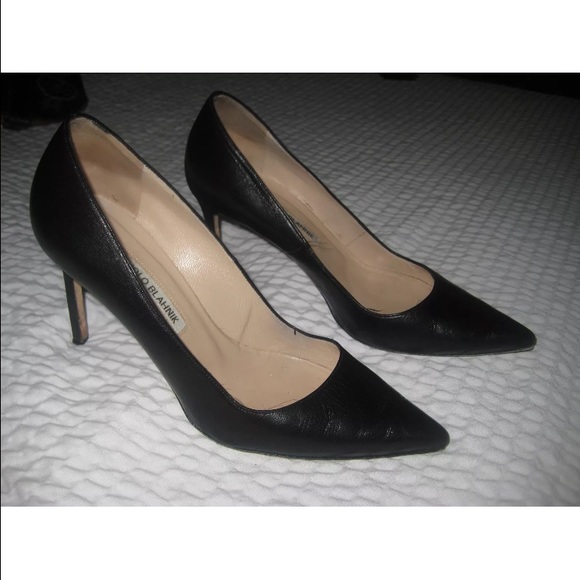 Manolo Blahnik Black Leather Pointed