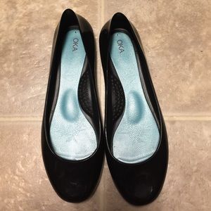 Oka black flats