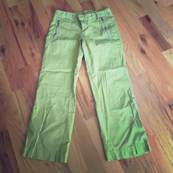 Athleta size 8 petite lime green pants