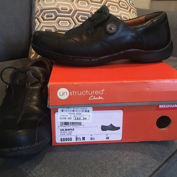 Clarks black leather women shoes