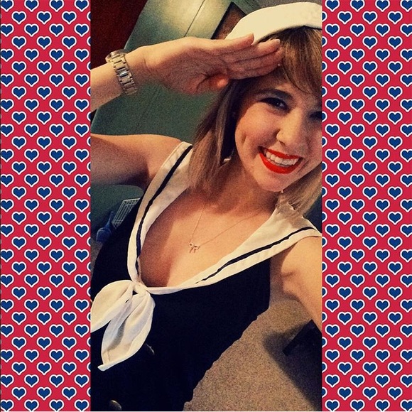 Final price 🙆🏼Sailor costume⛵️