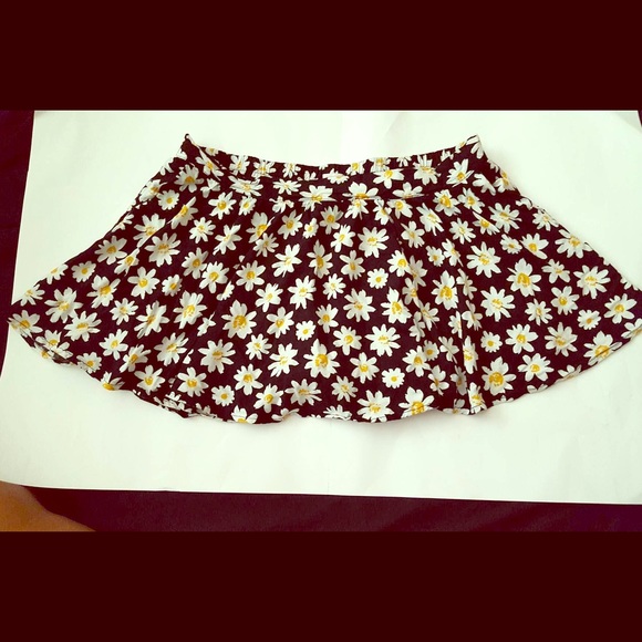 Daisy Print Skort with Pockets
