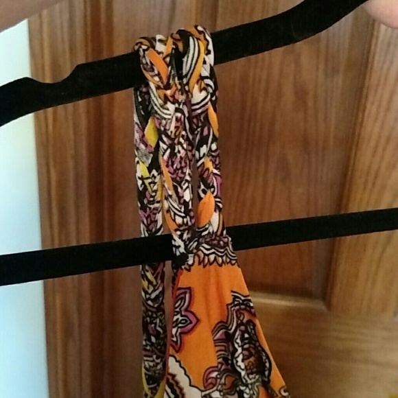 Beautiful Like New Sexy dress - Picture 2 of 4