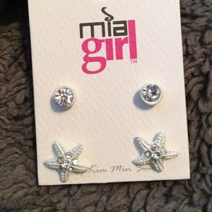 2 pack earrings