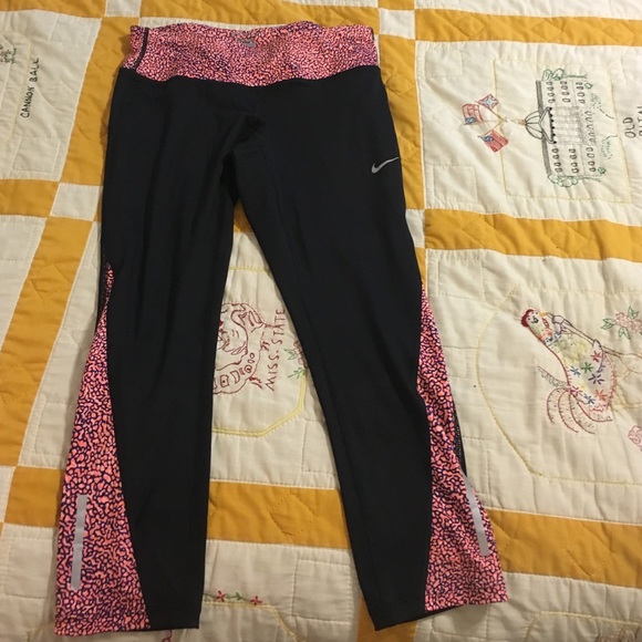 Brand new Nike dri-fit pink and black capris!!