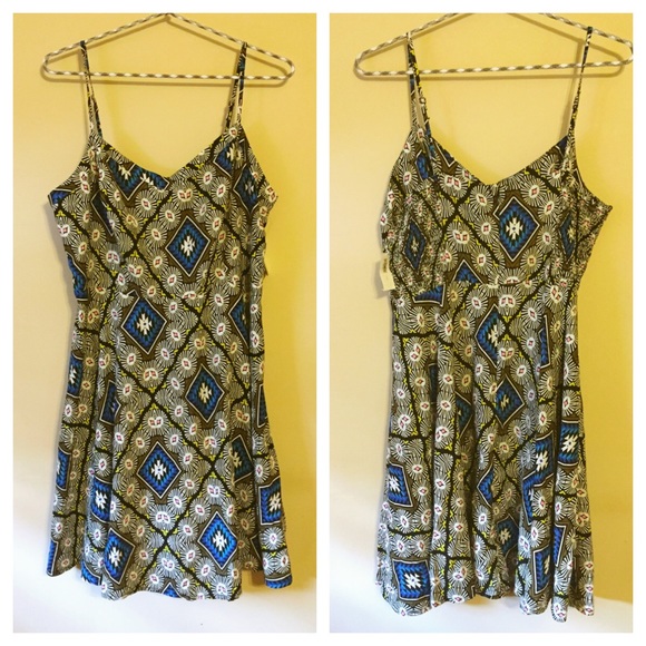 NWT Old Navy Poplin Cami Printed Dress --- L - Picture 3 of 3