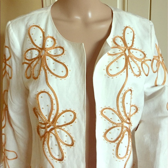 🎉SALE🆕Sylv!a Floral Embroidered Cardigan Jacket - Picture 2 of 7