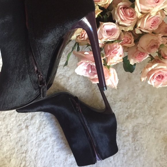 🍃🍾 Sipping Champagne - Picture 4 of 4