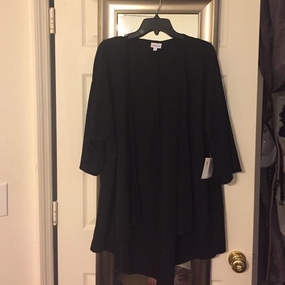 NWT LuLaRoe Lindsay cardigan size M