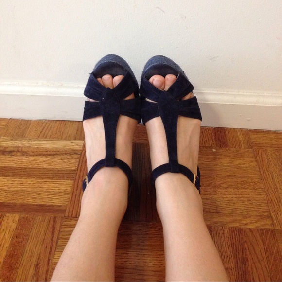 Leather espadrilles - Picture 2 of 4