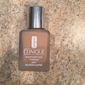 Clinique Makeup: Super Balanced Makeup Ivory 03