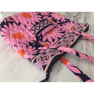 {{Vera Bradley}} EUC. Shoulder bag / Purse