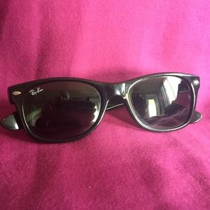 Ray Ban Wayfarer Sunglasses