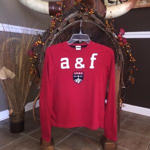 🚫SOLD📦 Abercrombie red boys long sleeve logo tee
