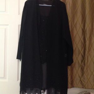 Onyx nice black beaded top w sheer long jacket.