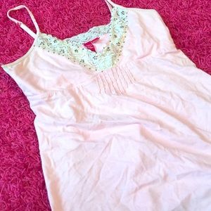 Pink tank top