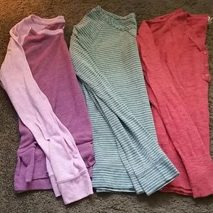 3 long sleeved shirts
