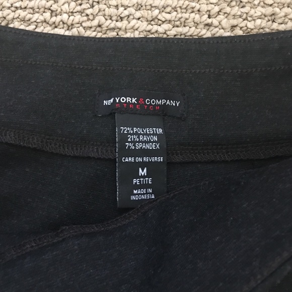 New York and company pants never worn - Picture 3 of 4