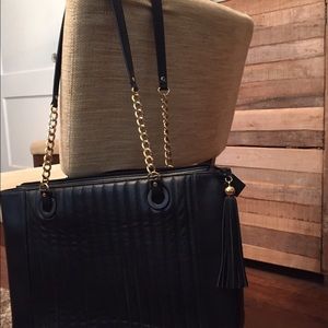 Black leather Levenger portfolio and laptop bag 💼