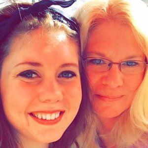 Meet your Posher, Megan gh