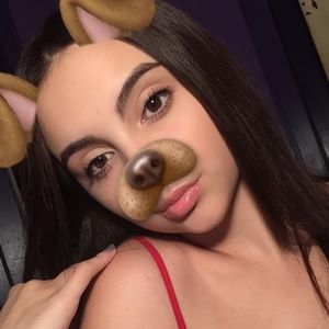 Meet your Posher, Gabriela