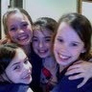 Meet your Posher, Adelia