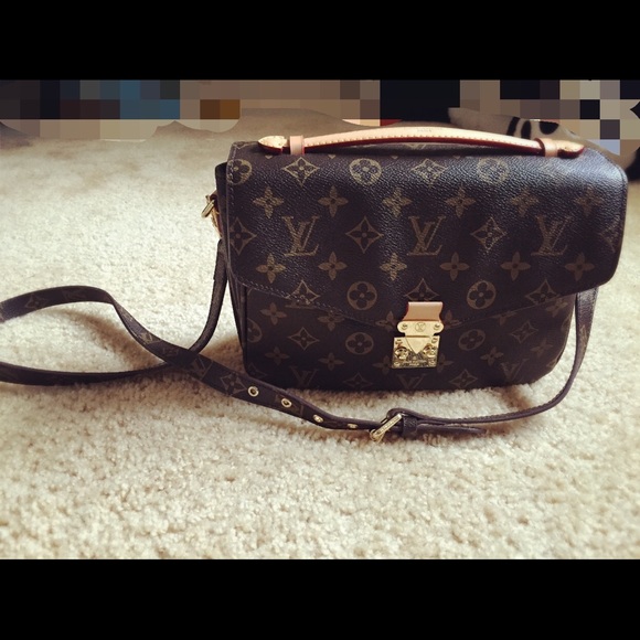 Flash sale / Messenger Bag Pochette Metis