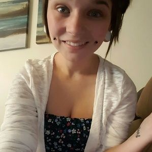 Meet your Posher, Brittany