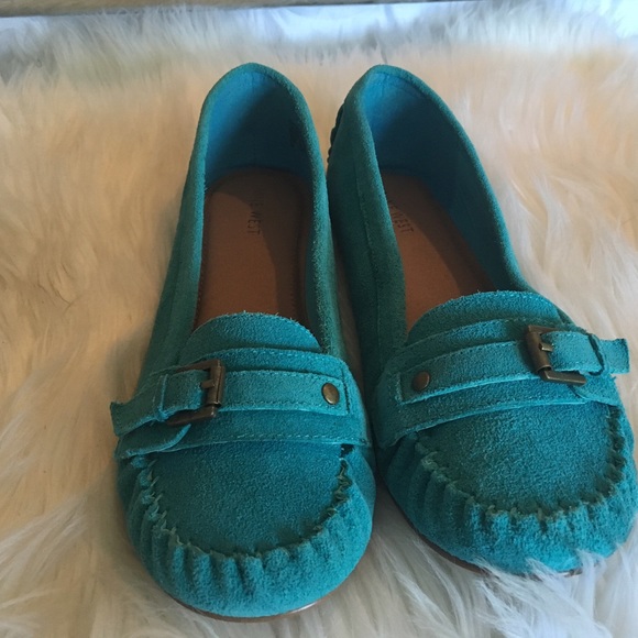 Flats/loafers/moccasins