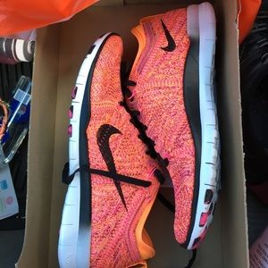 Nike Free Flyknit 5.0 sz 7.5