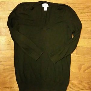 Black v neck sweater