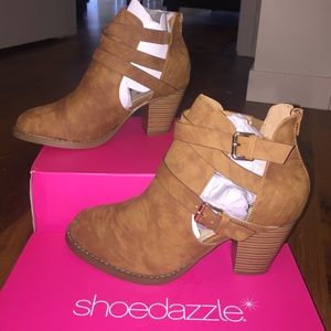 Tan ShoeDazzle Healed Bootie w/ Gold Buckles