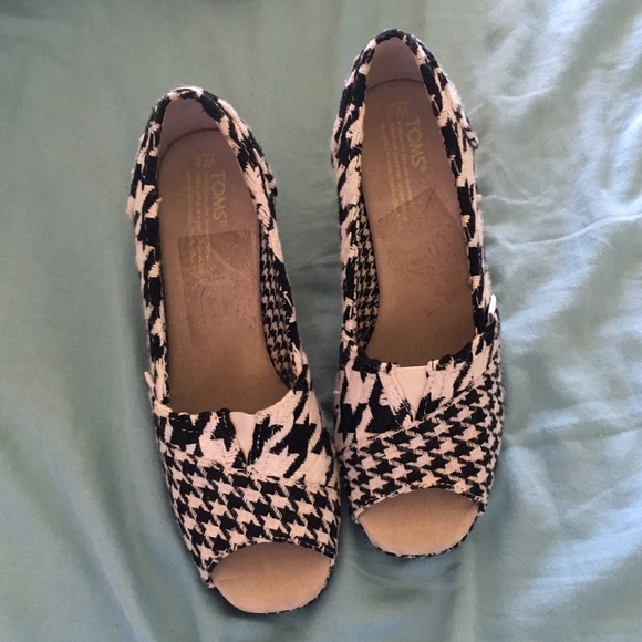 Toms wedges houndstooth