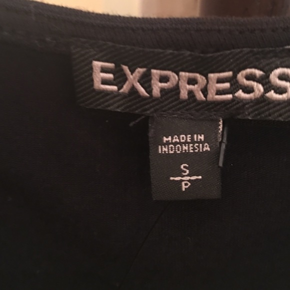 Dressy sleeveless top - Picture 2 of 4