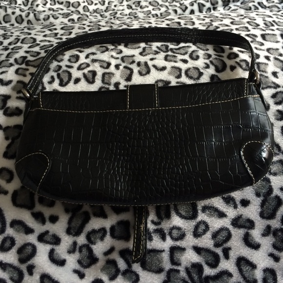 Small Nine West Clutch - Picture 2 of 2