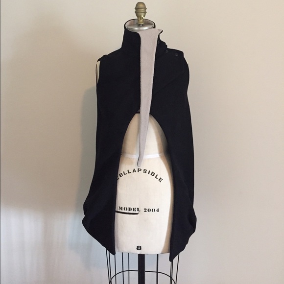 Size small bird inspired wool vest.