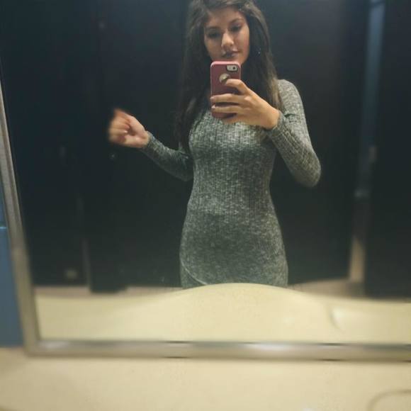 Meet your Posher, Ambar - Picture 1 of 1