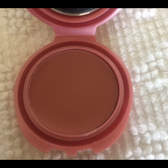 Stila - Picture 4 of 4