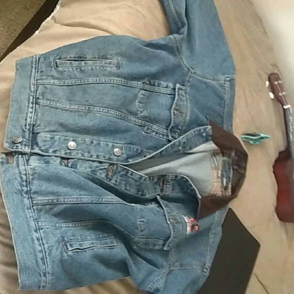 Denim jacket - Picture 1 of 4