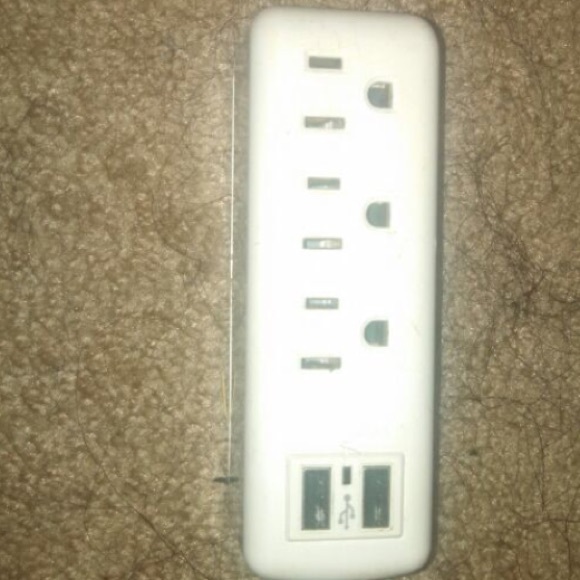 USB/Plug adapter - Picture 1 of 2