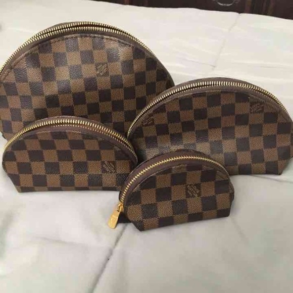 Makeup bag set