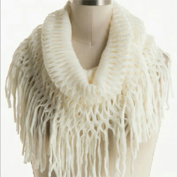 2x HOST PICK ⭐️️ 2 Taupe Available $7 - Picture 3 of 4