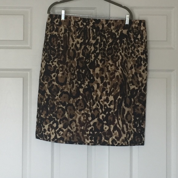 New without tags Merona Leopard Print Pencil Skirt