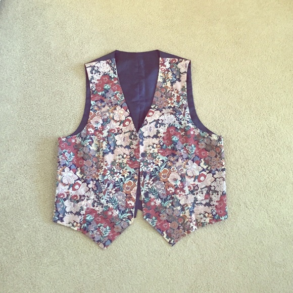 Vintage 90s floral vest size M